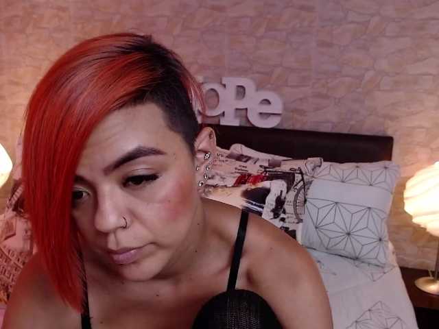 Apraides ekrānuzņēmumi EvelynOwens