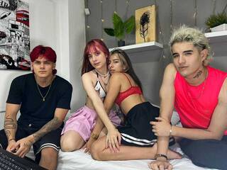 Erotiska video tērzēšana Fourlov3-