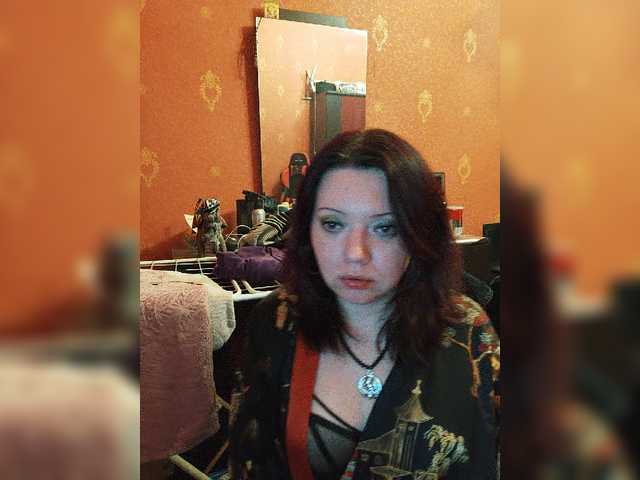 Fotogrāfijas FoxxyLove69 Dirty talk and simple conversation 60 tokens, type of goal 1500 I do strip shows and squirt shows for everyone. Any of your desires are completely private.