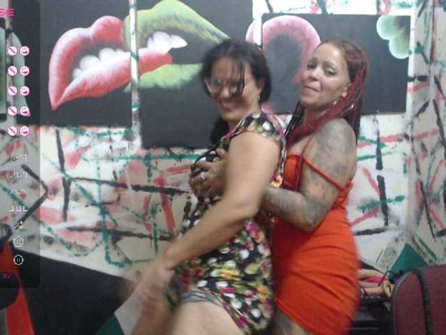 Fotogrāfijas fresashot99 #lesbiana#latina#control lovense 500tokn por 10minutos,,,250 token squirt inside the mouth #5 slaps for 15 token .20 token lick ass..#the other quicga has enough 250 token