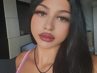 Erotiska video tērzēšana GiuliaSya