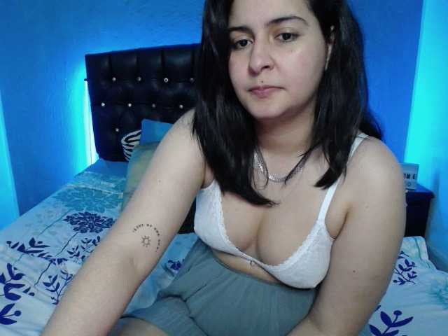 Fotogrāfijas goddesstepha1 Hi merry Christmas, enter if u wanna talk! Goal: GOAL: Sexy Dance #teen #lovense #boobs #cute #new -I dont do free shows xoxox