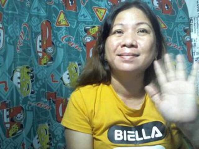 Apraides ekrānuzņēmumi greekboobsy