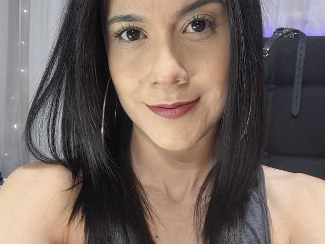 Profila foto Hannahot69