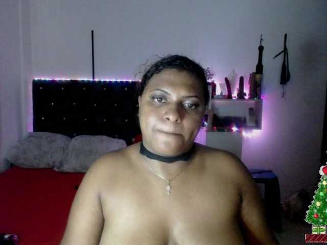 Fotogrāfijas hannalemuath #squirt #latina #bigass #bbw helo guys welcome to my room I want to play and do jets a lot today