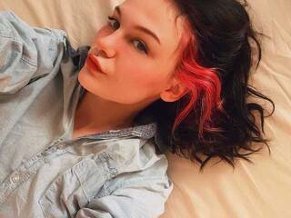 Erotiska video tērzēšana HellaPrincess