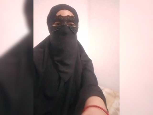Apraides ekrānuzņēmumi Hijabi-Girl