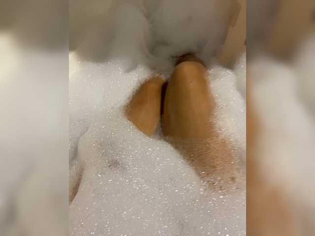 Fotogrāfijas HloyaConect Hey guys!:) Goal- #Dance #hot #pvt #c2c #fetish #feet #roleplay Tip to add at friendlist and for requests!