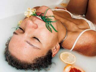 Erotiska video tērzēšana HolyMummy