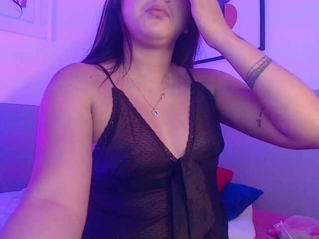 Fotogrāfijas hornyalisson I been a bad girl, destroy my pussy with your tips LUSH IS ON!!! @remain