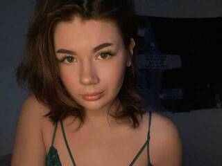 Erotiska video tērzēšana HornyKittya