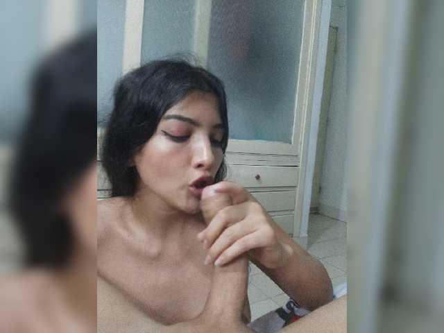 Apraides ekrānuzņēmumi hot-life-girl