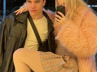 Erotiska video tērzēšana HotAddiction