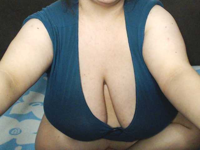 Fotogrāfijas hotbbwboobs Hi guys. I'm new here. Make me happy #40 flash boobs #50 oil lotion on boobs #60 flash ass #80 flash pussy #100 Snapchat #150 naked #170 finger pussy #200 Dildo in pussy