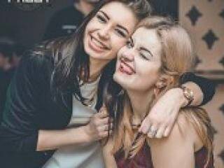 Erotiska video tērzēšana hotbitches