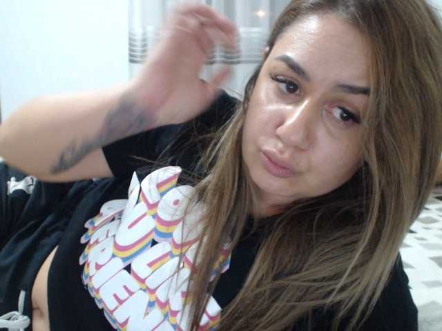 Fotogrāfijas hotlaris05 flash boobs 20 pussy 100 add friend 50 pm 5 kiss you 15 c2c 14 full show pvt