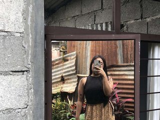 Erotiska video tērzēšana HotLexie