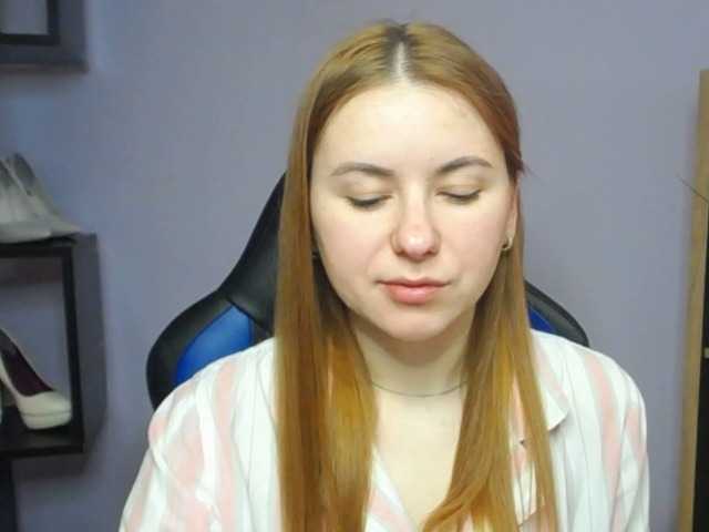 Apraides ekrānuzņēmumi hottiexLayla