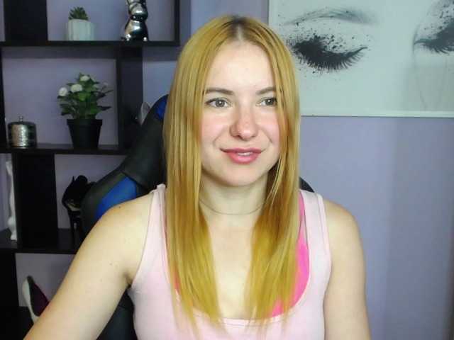 Apraides ekrānuzņēmumi hottiexLayla