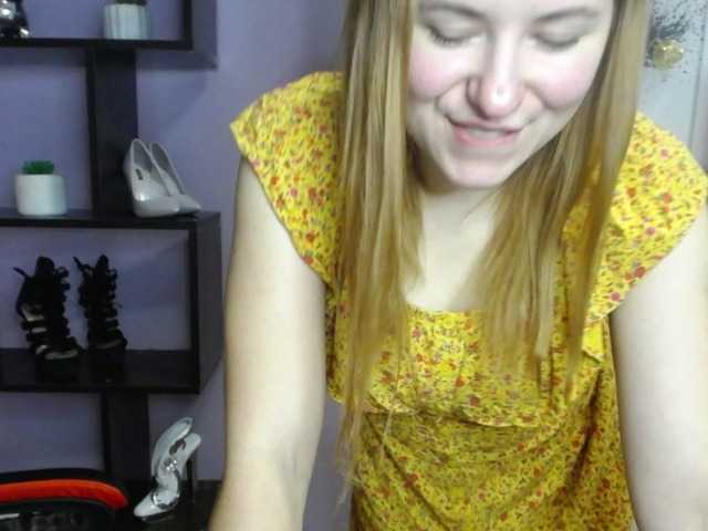 Apraides ekrānuzņēmumi hottiexLayla