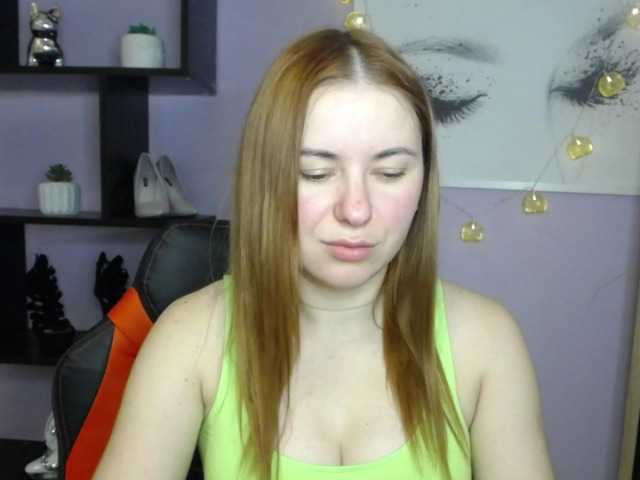 Apraides ekrānuzņēmumi hottiexLayla