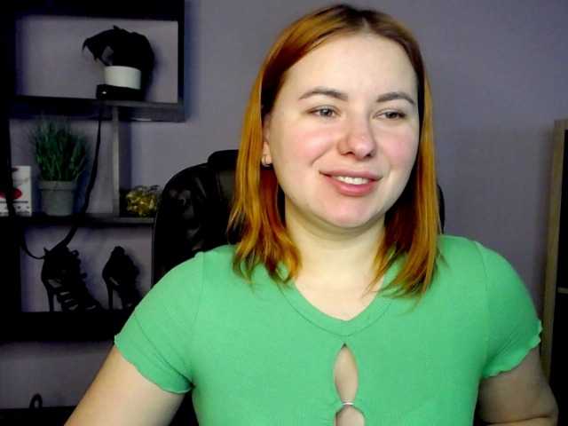 Apraides ekrānuzņēmumi hottiexLayla