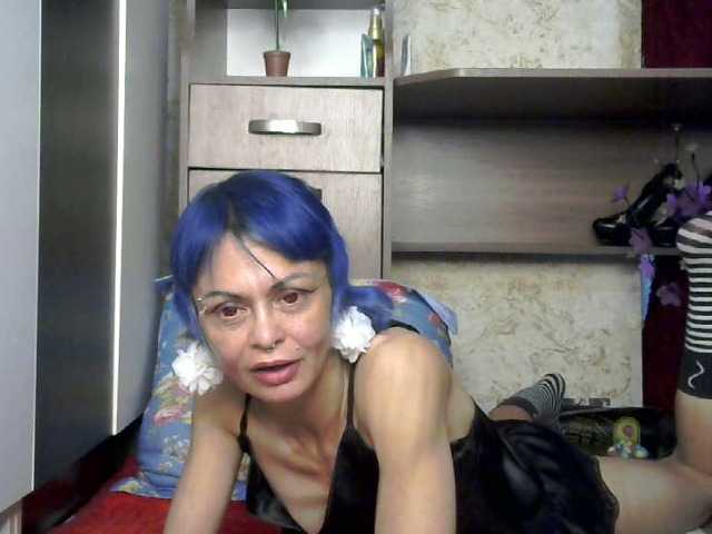 Fotogrāfijas Icecandyshoko Hi)))I'm Candy))) write private messages and chat 2 tokens))) adding friends and mutual subscription I have a lot of different shows)))#piercings and tattoos# fetishes#flexing#deep throat#bdsm# ask)))) I don't watch cameras for free