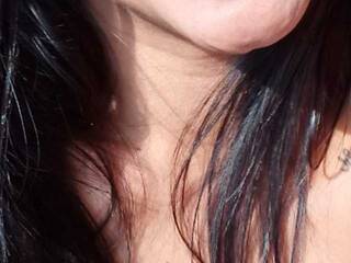 Erotiska video tērzēšana Indiasuh