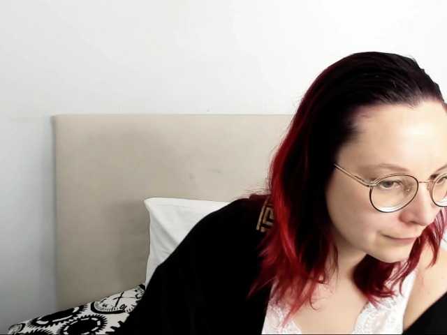 Fotogrāfijas InezLove Lets find out about our bodies ;* #new #ginger #glasses #fimdom #fetish #feet #roleplay