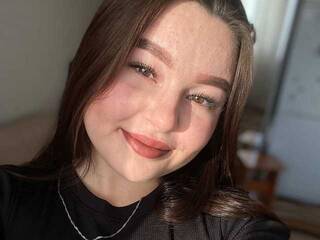 Erotiska video tērzēšana Iris-hot