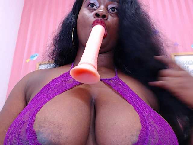 Fotogrāfijas irisbrown Hello guys! happy day lets make some tricks and #cum with me and play with my #toys #dildo #lovense #ebony #ebano #fuck my #pussy