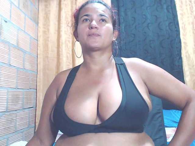 Fotogrāfijas isabellegree I am a very hot latina woman willing everything for you without limits love