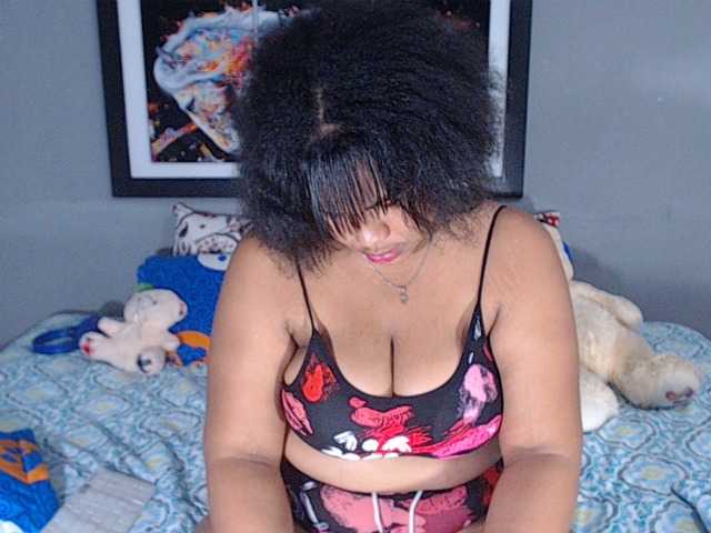 Fotogrāfijas jasmin181 hi beby welcome to my room, today are a SQIRt show in private 10 minute you can not miss it