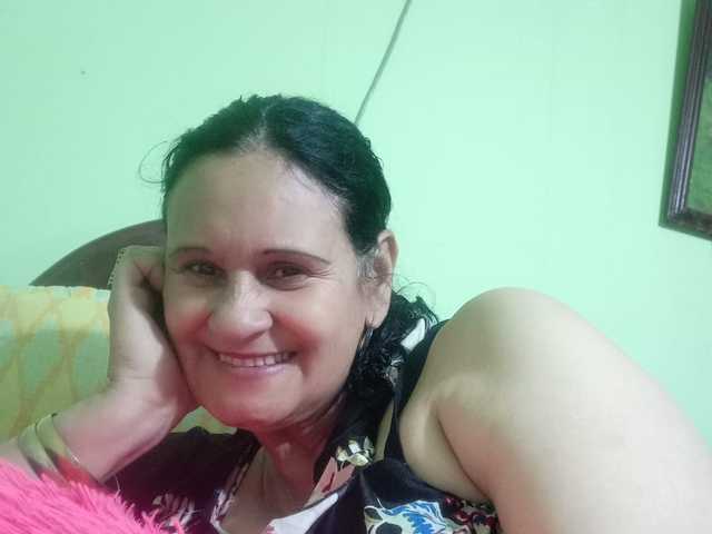 Profila foto jazmin-mature