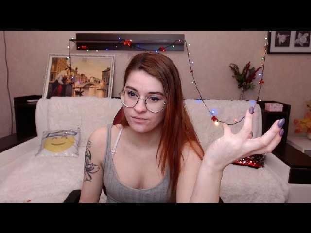 Fotogrāfijas JennySweetie Want to see a hot show? visit me in private!