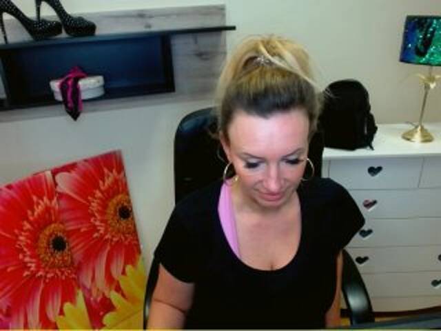 Apraides ekrānuzņēmumi JennyTheOnex