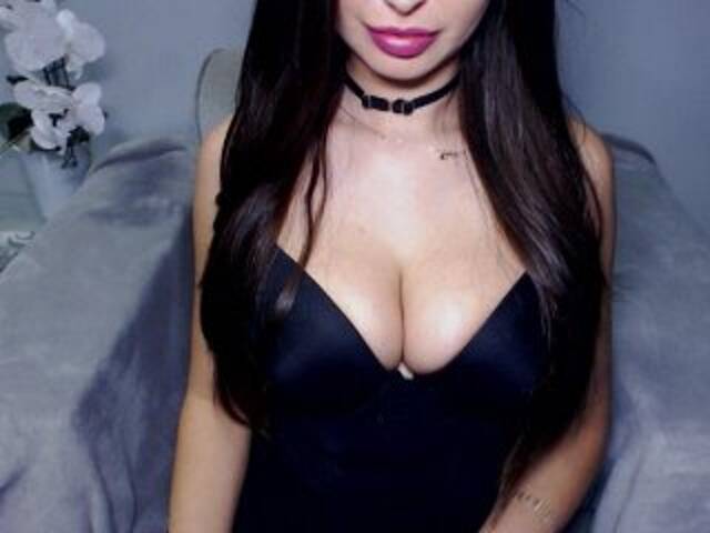 Apraides ekrānuzņēmumi JessicaHoney