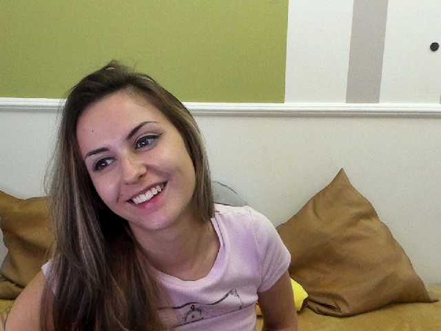 Apraides ekrānuzņēmumi Jessynelson