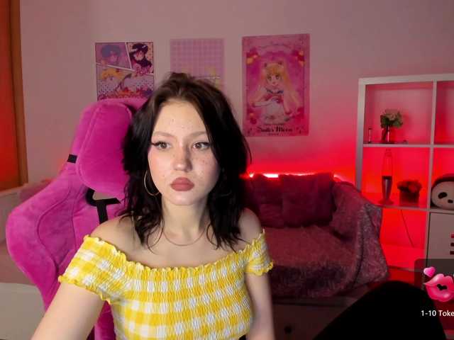 Apraides ekrānuzņēmumi JoaneMoris