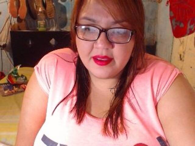 Apraides ekrānuzņēmumi latinBBW