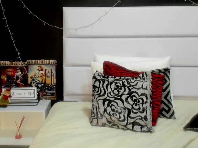 Apraides ekrānuzņēmumi JuliaDavis