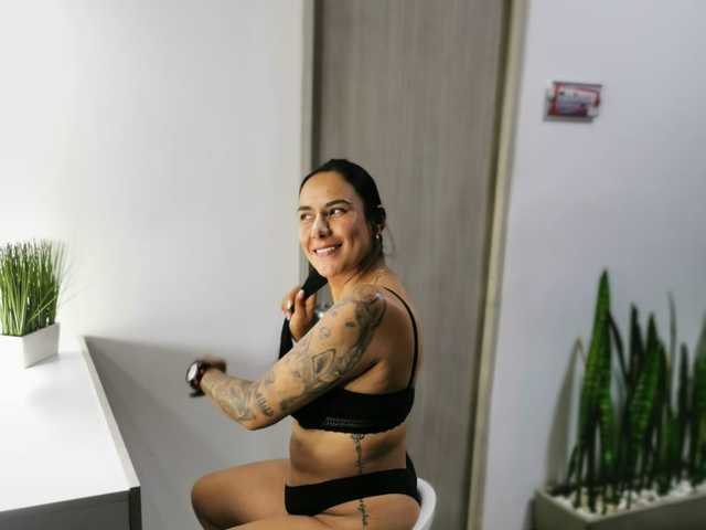 Profila foto Julieth-hot