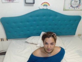 Fotogrāfijas julietroses1 10 members tip 10 tokens each, I get naked!