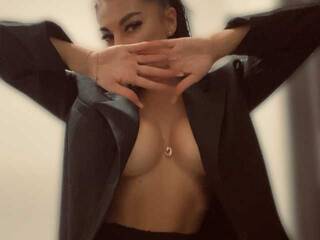 Erotiska video tērzēšana JulieWerb