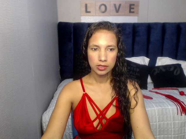 Fotogrāfijas Karol-Swift Show very special to my lovers ♥♥ #bignipples #young #pussy #naked #pvt #tits #oil