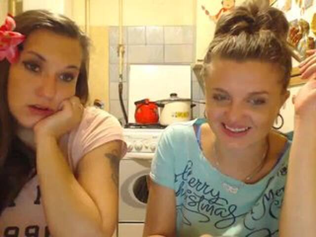 Apraides ekrānuzņēmumi SEX-THREESOME