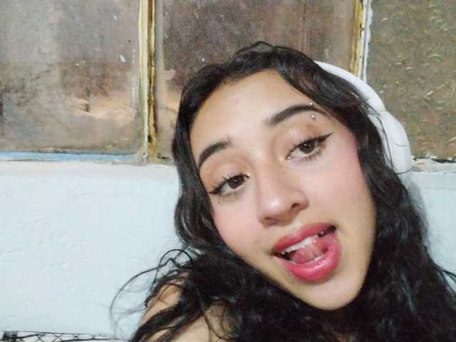 Profila foto Karoll-tay