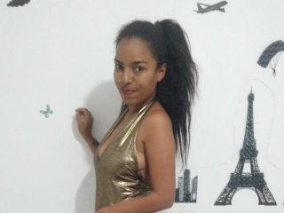 Profila foto Karolyparis27