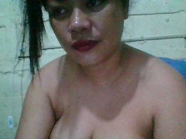Fotogrāfijas Kashmere welcome to my room guys to all who want request tip first . show boobs or tits 30 show pussy #40 show ass# 35 naked #100 finger ashole#60 finger pussy#70 cum#90 pm#5 face#15 open mouth#30 kiss#10 thank u to all who tip me i love u so much