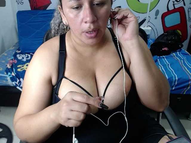 Fotogrāfijas katalellalove #bigboobs#bigass#mature#pusyy#squirt#suckniples#suckdildo#belly#latina#young#deepthroat#pvt#lovense#ebony#anal#